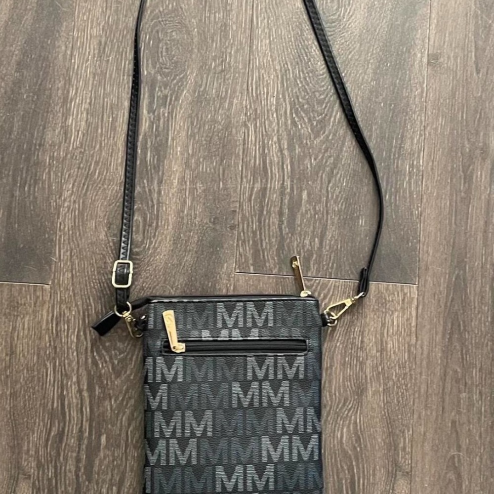 〔michael kors black and dark gray crossbody bag〕 - Picture 2 of 4